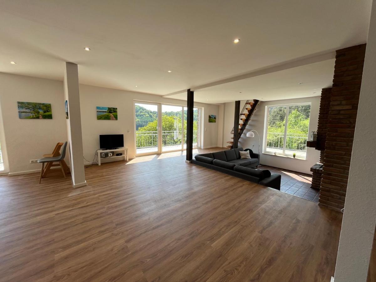 Appartamento Traumhaus Am Wald 1 Weiersbach Esterno foto