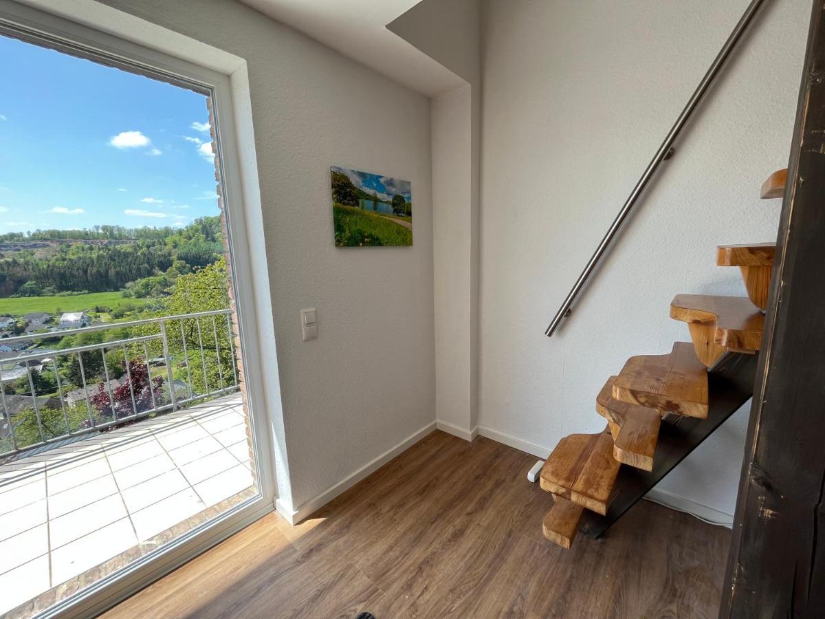 Appartamento Traumhaus Am Wald 1 Weiersbach Esterno foto