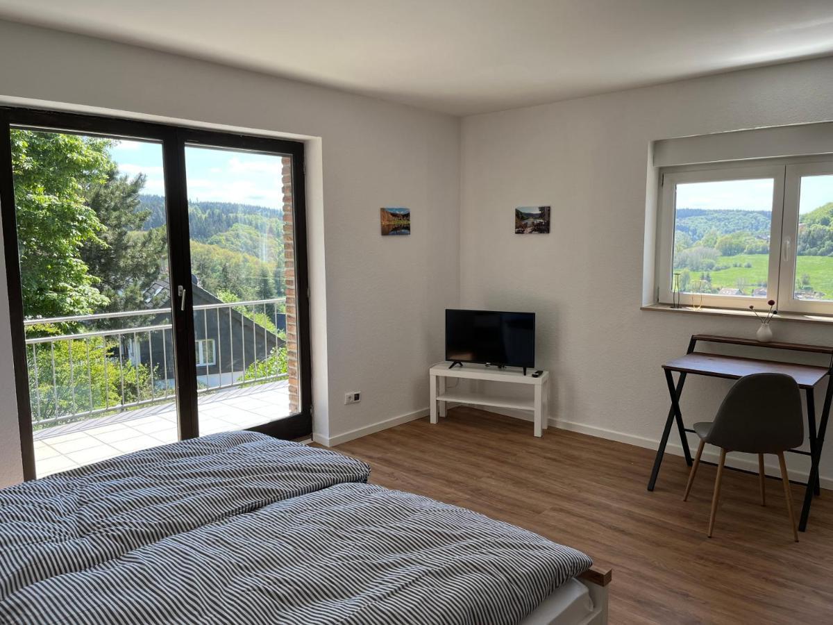 Appartamento Traumhaus Am Wald 1 Weiersbach Esterno foto