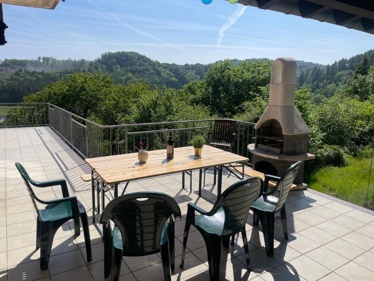 Appartamento Traumhaus Am Wald 1 Weiersbach Esterno foto